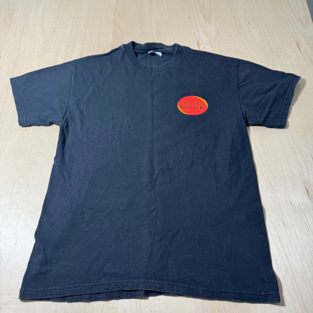 Vintage Chicks Rock 2006‎ Tour T Shirt Hanes Beefy Concert Band Graphic Tee